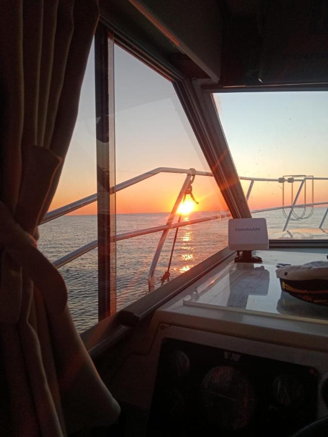 Diamantedouro - Boat Hotell Vila Nova de Gaia Exteriör bild